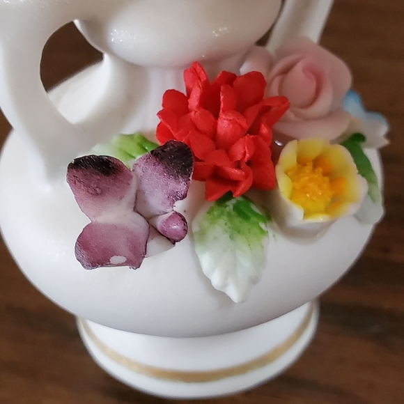 Vintage Norcrest Mini Bud Vase - Picture 6 of 10